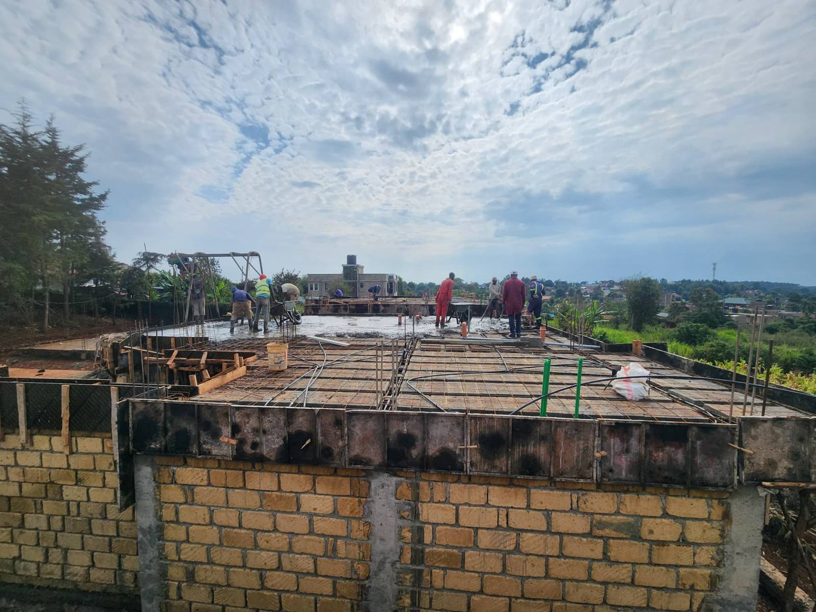 Concrete roof slab construction in progress